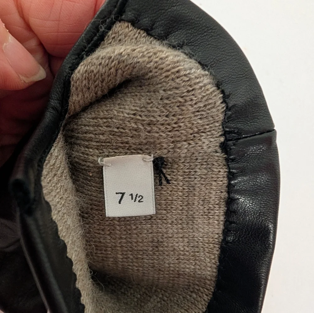 Coach Black Leather Button-Accent Gloves with Gold-Tone Logo NWT